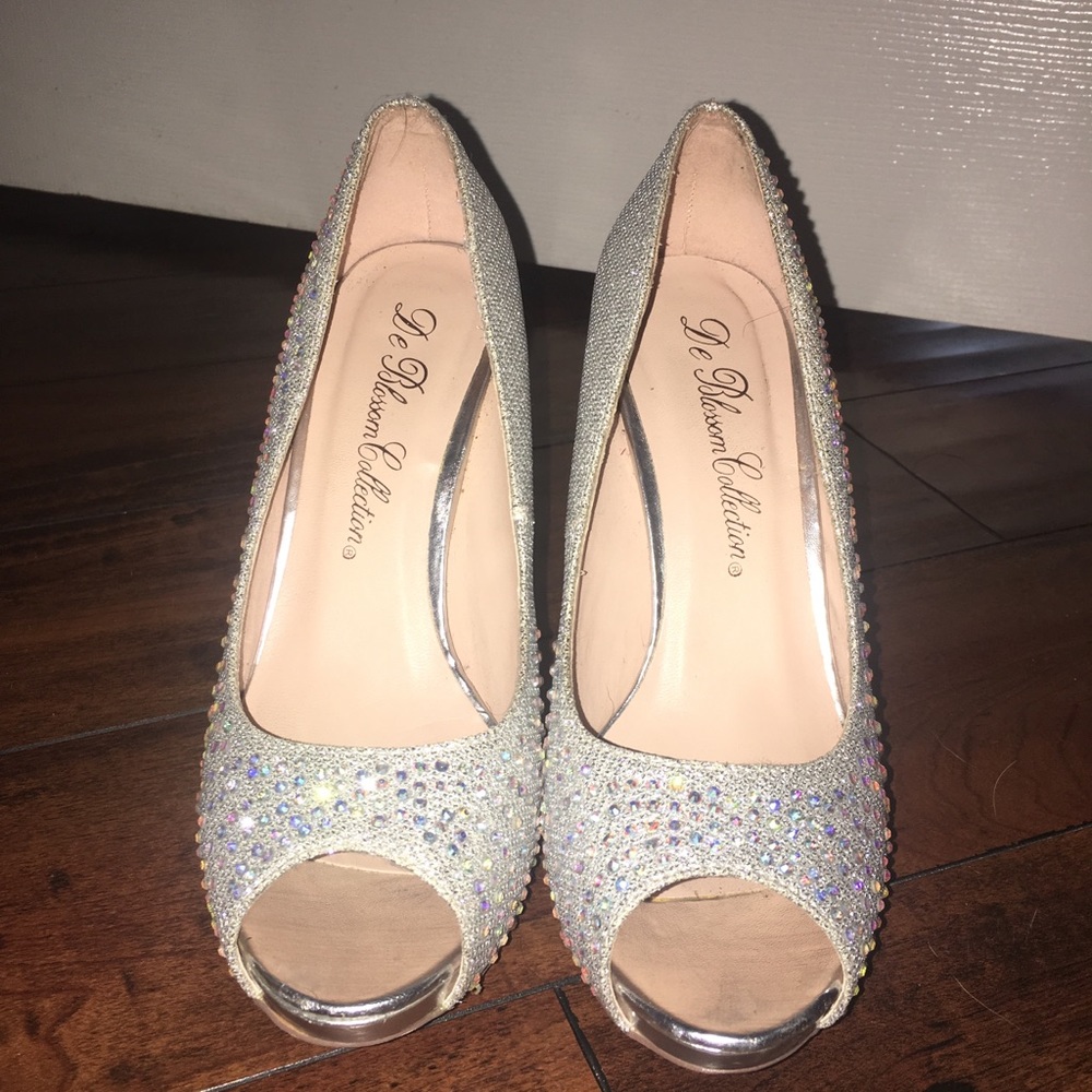 Silver heels used once for a school dance